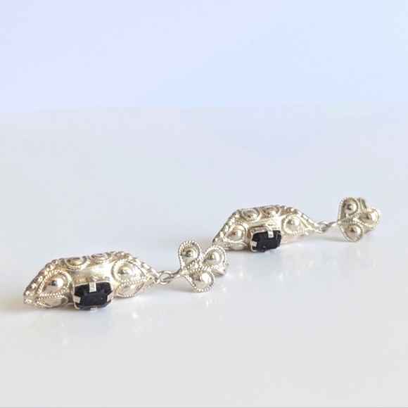 Heirloom Style Black Hematite Silver Dangle Earrings - Picture 2 of 6